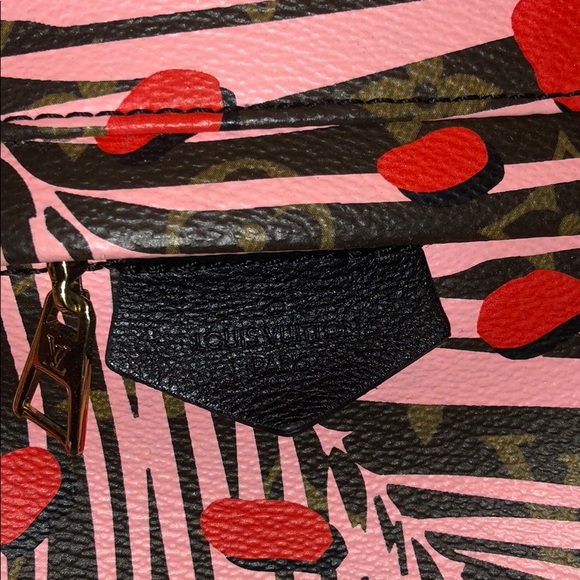 Limited jungle s lv backpack main image 3